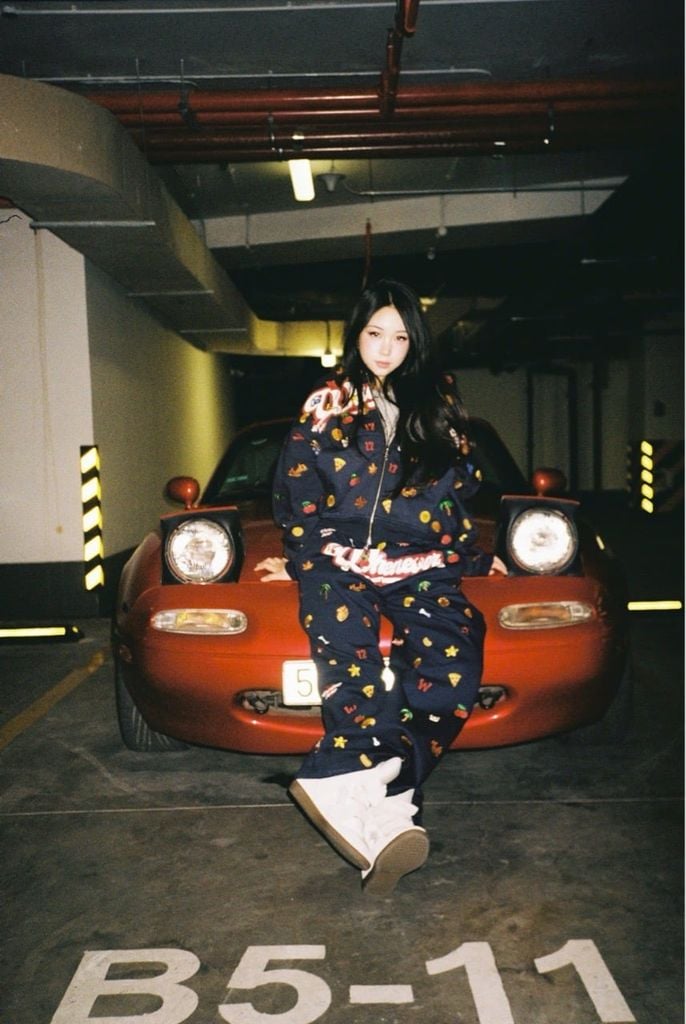 “WHENEVER” ICON EMBROIDERED HOODIE ZIP / NAVY