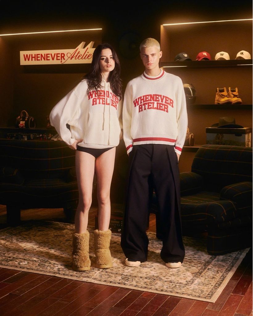 “WHENEVER” BASIC LOGO KNIT SWEATER / WHITE RED