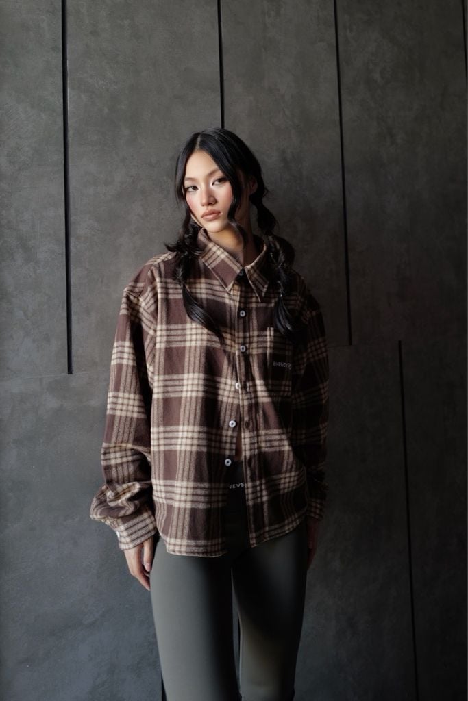"WHENEVER" FLANNEL PLAID LONG-SLEEVE SHIRT / BROWN