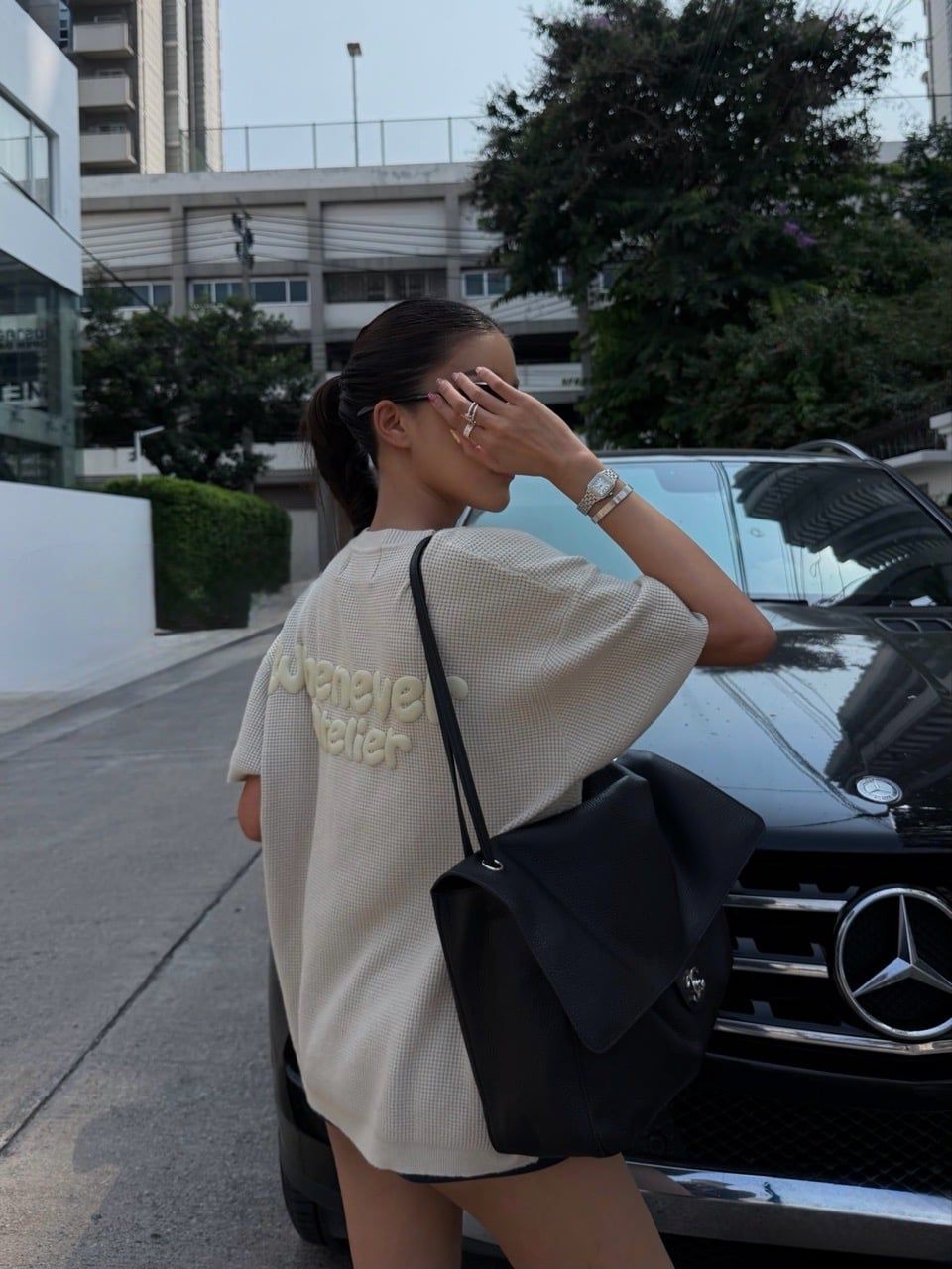 Áo dệt “WHENEVER” BASIC EMBOSSED LOGO WAFFLE T-SHIRT / BEIGE