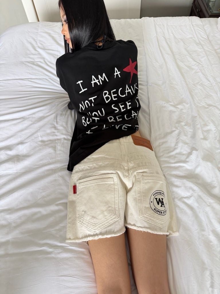 ÁO "WHENEVER" I AM A STAR T-SHIRT / BLACK