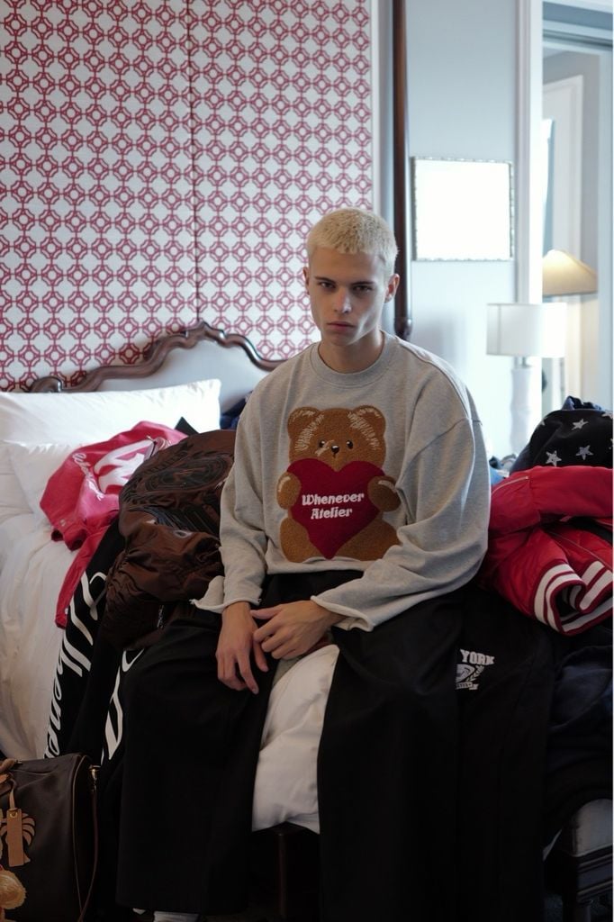 “WHENEVER” BEAR LONG SLEEVES T-SHIRT / GREY