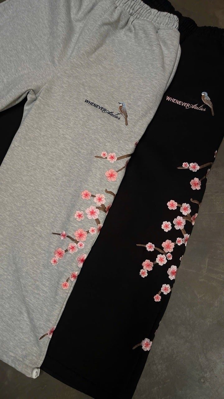 QUẦN DÀI “WHENEVER” SAKURA EMBROIDERED SWEATPANTS/ GREY