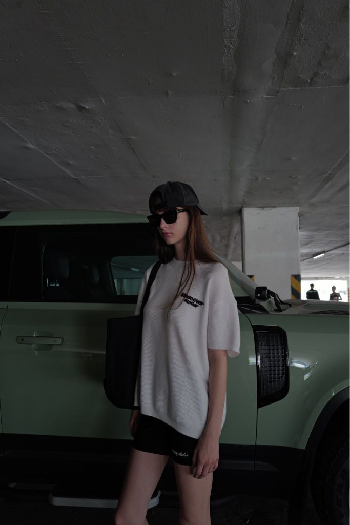 ÁO DỆT “WHENEVER” BASIC EMBOSSED LOGO WAFFLE T-SHIRT / BEIGE