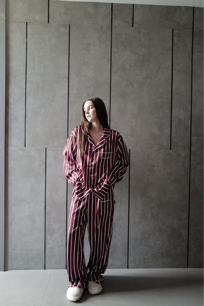 "WHENEVER" BỘ ÁO VÀ QUẦN DÀI SATIN LONG PAJAMA SHIRT + PANTS / RED