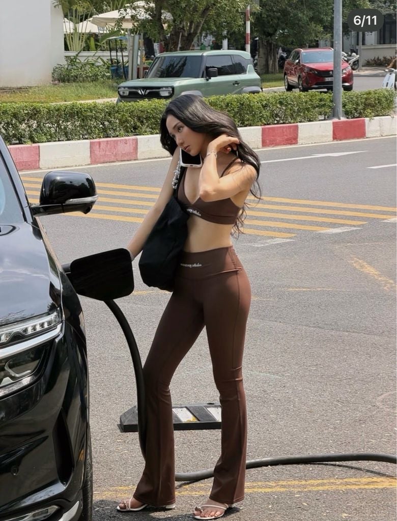 "WHENEVER" FLATTERING BRA / CHOCO