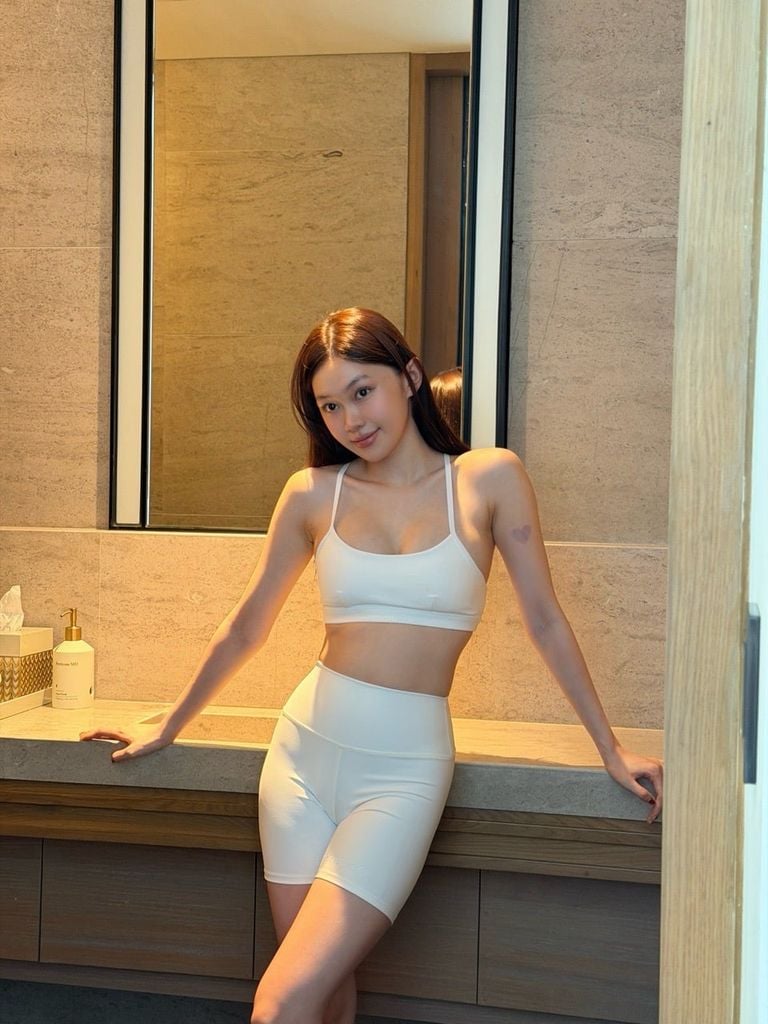 "WHENEVER" BASIC SPORTS SHORTS / WHITE