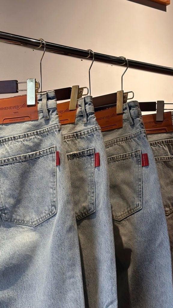 “WHENEVER” FLARE JEANS / WASH BLUE
