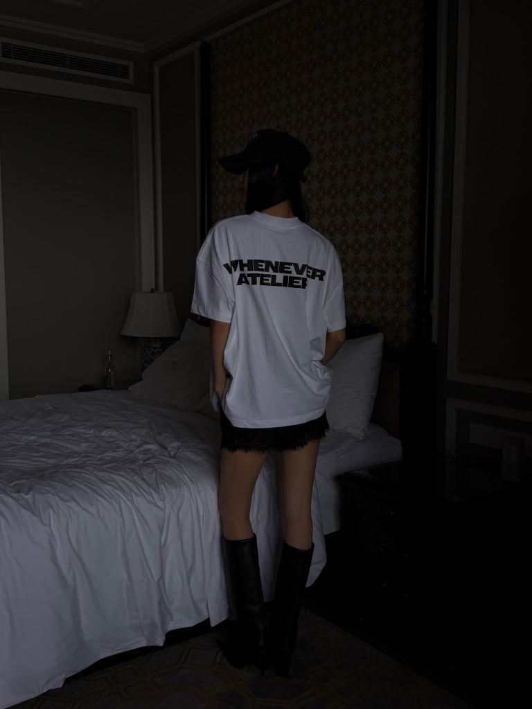 ÁO "WHENEVER" LOGO SS26 T-SHIRT / WHITE