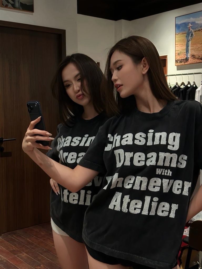 ÁO "WHENEVER" SS26 CDWWA T-SHIRT / BLACK