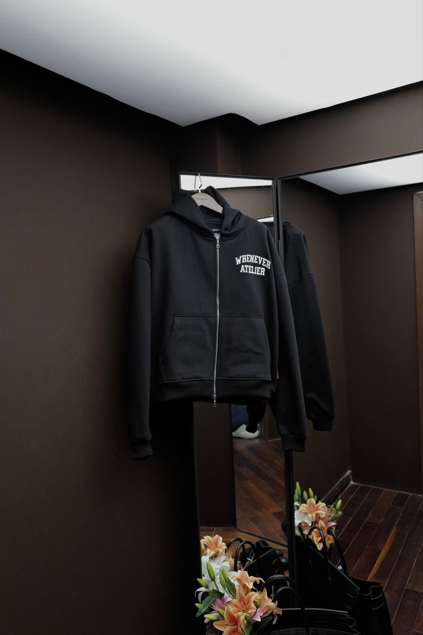 ÁO KHOÁC "WHENEVER" BASIC ZIP-UP HOODIE SS26 / BLACK