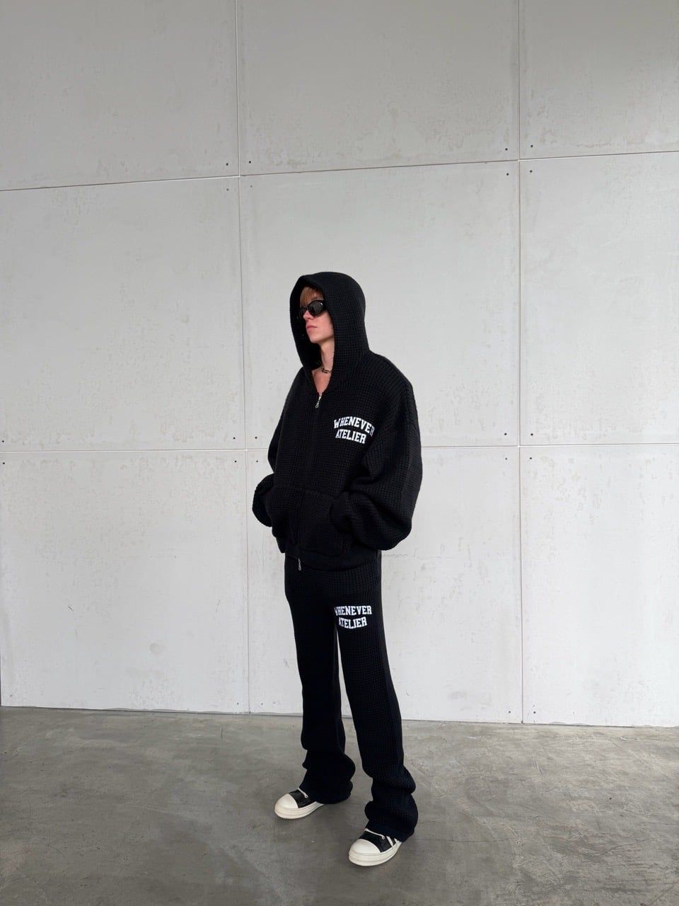QUẦN ỐNG LOE DỆT LEN "WHENEVER" WAFFLE KNIT FLARE PANTS/ BLACK