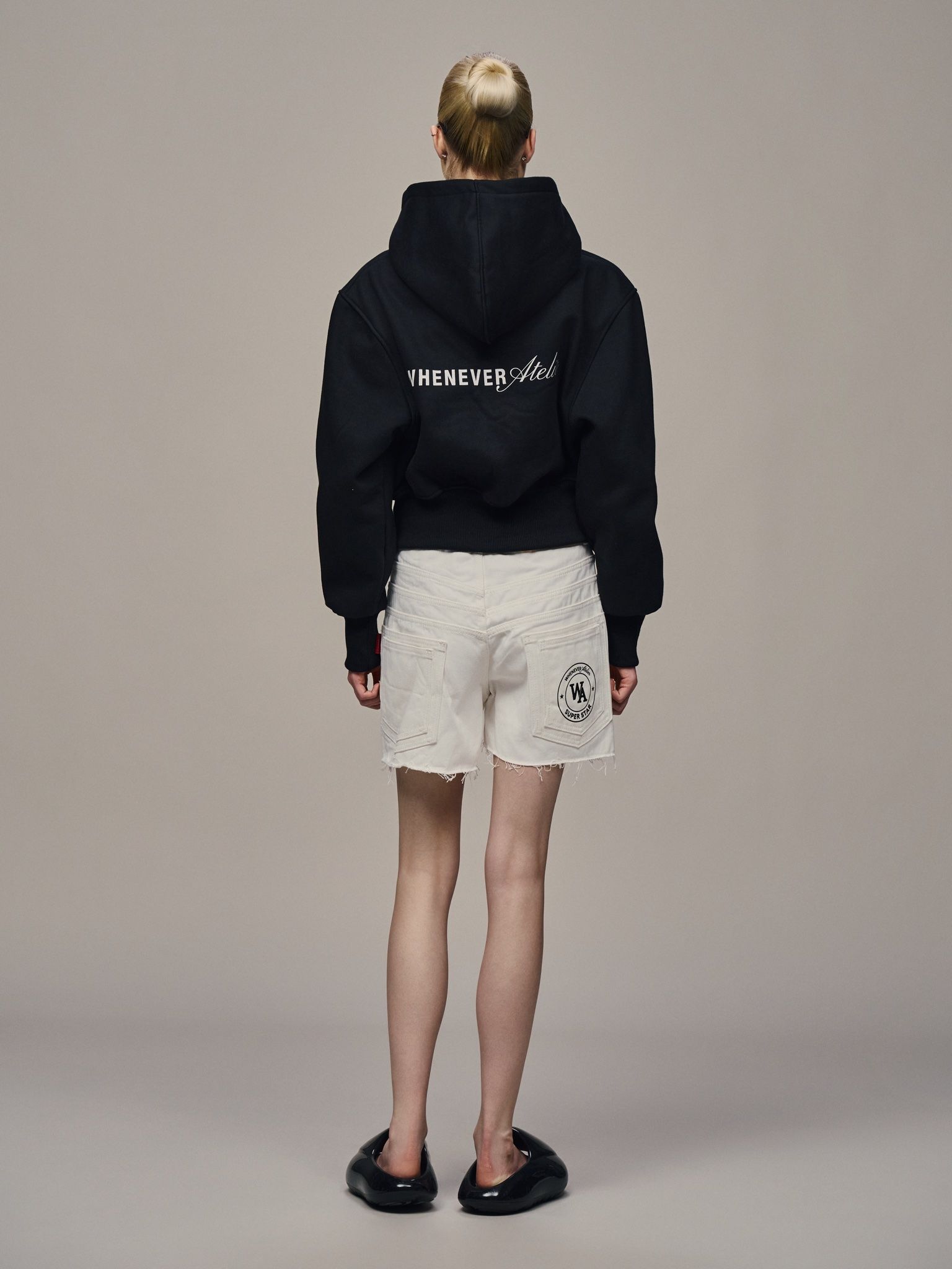 ÁO KHOÁC “WHENEVER” SS26 CROPPED ZIP-UP HOODIE / BLACK