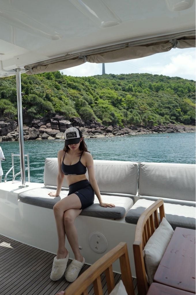 "WHENEVER" BASIC RACERBACK BRA / NAVY