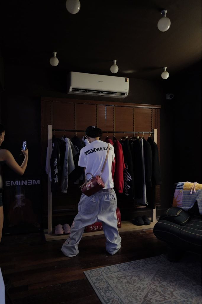 ÁO “WHENEVER” STAR BEAR T-SHIRT / WHITE