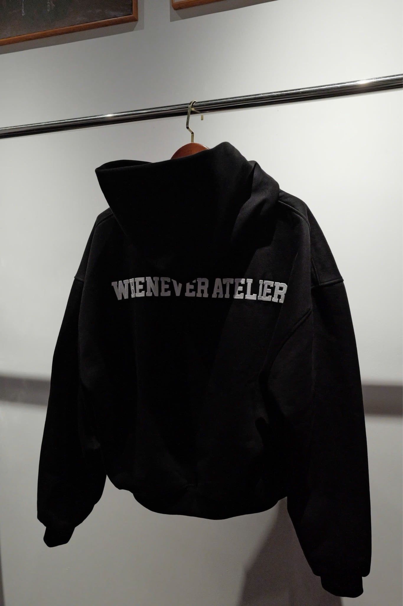 ÁO KHOÁC "WHENEVER" BASIC ZIP-UP HOODIE SS26 / BLACK