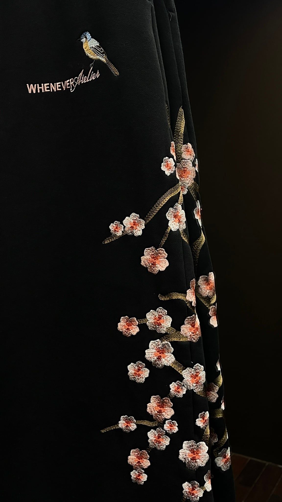 QUẦN DÀI “WHENEVER” SAKURA EMBROIDERED SWEATPANTS/ BLACK