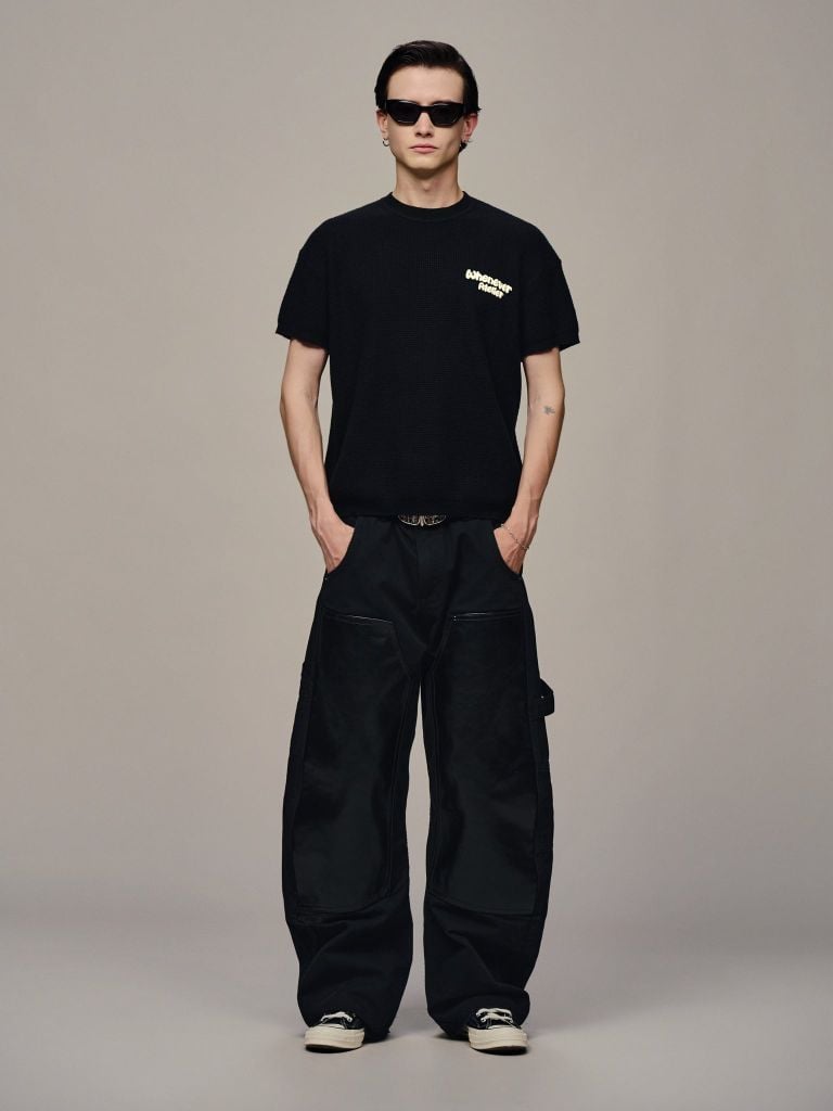 Áo dệt “WHENEVER” BASIC EMBOSSED LOGO WAFFLE T-SHIRT / BLACK