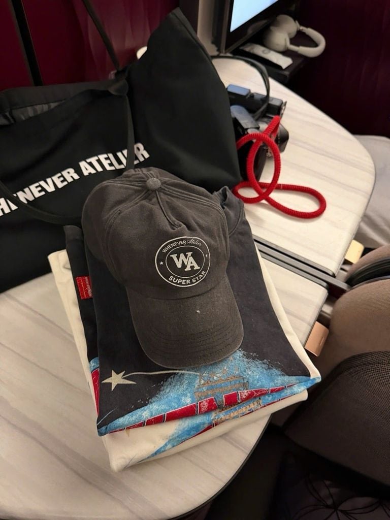 Nón "WHENEVER" SUPER STAR DISTRESSED CAP