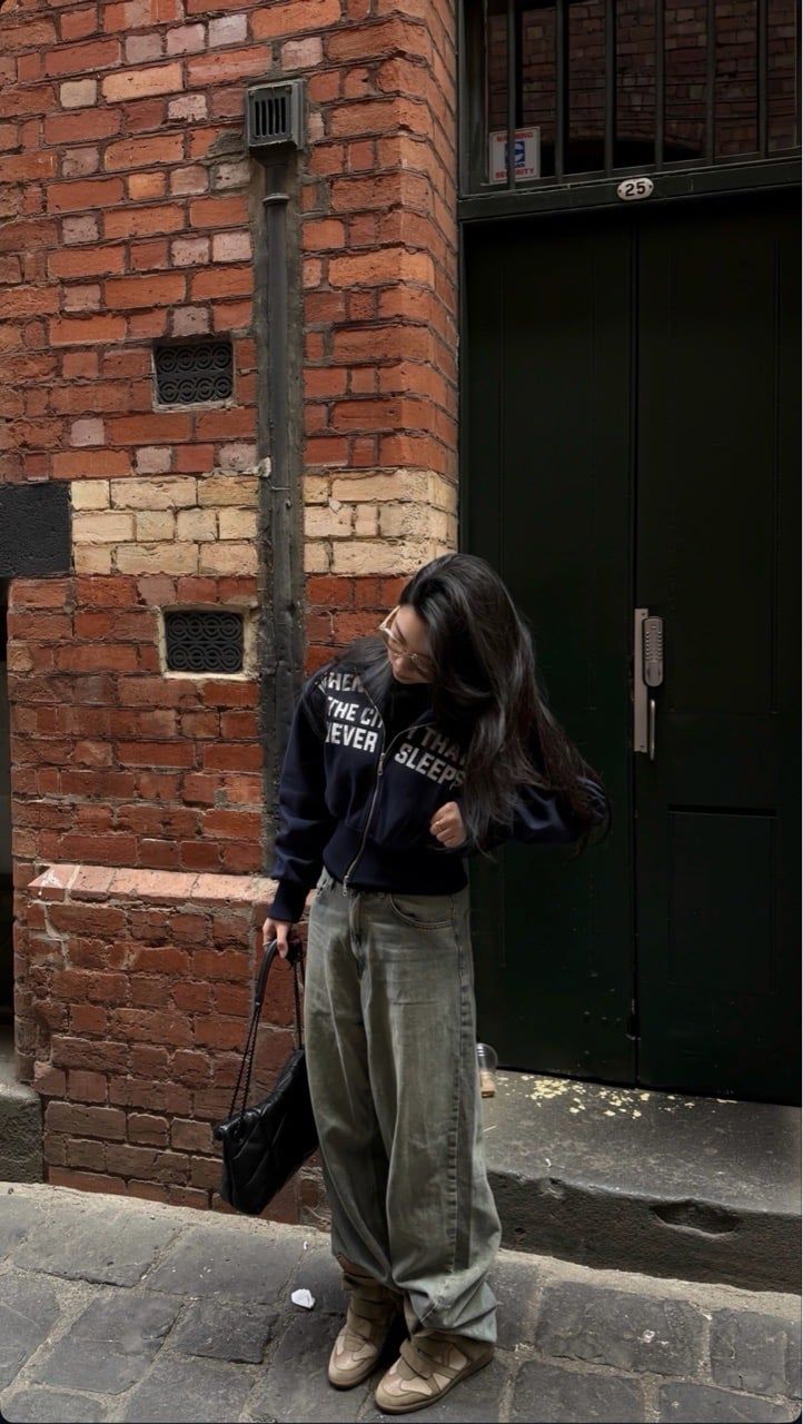 ÁO KHOÁC “WHENEVER” SS26 CROPPED ZIP-UP HOODIE / NAVY