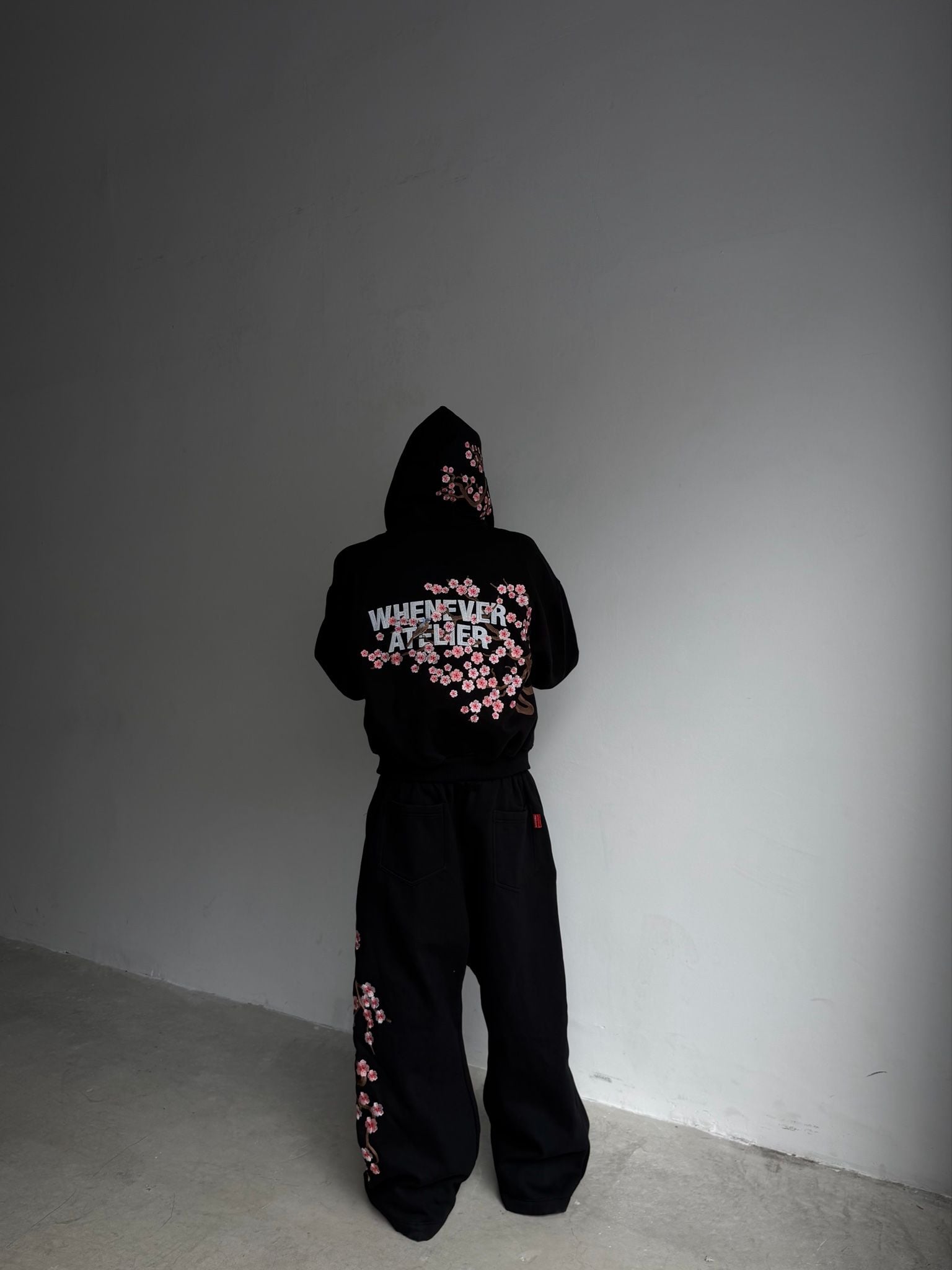 ÁO KHOÁC “WHENEVER” SAKURA EMBROIDERED ZIP-UP HOODIE/ BLACK