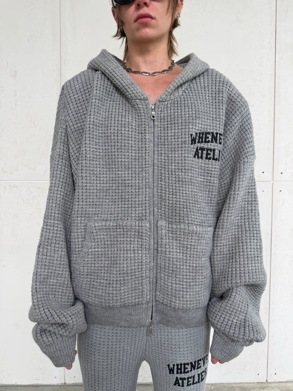 ÁO HOODIE DỆT LEN CÓ MŨ KÉO KHÓA "WHENEVER" GRAND WAFFLE ZIP HOODIE/ GREY