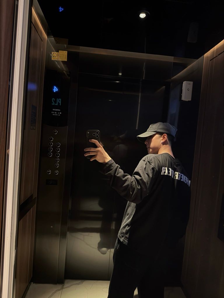 ÁO “WHENEVER” LITTLE BEAR LONGSLEEVES T-SHIRT / BLACK