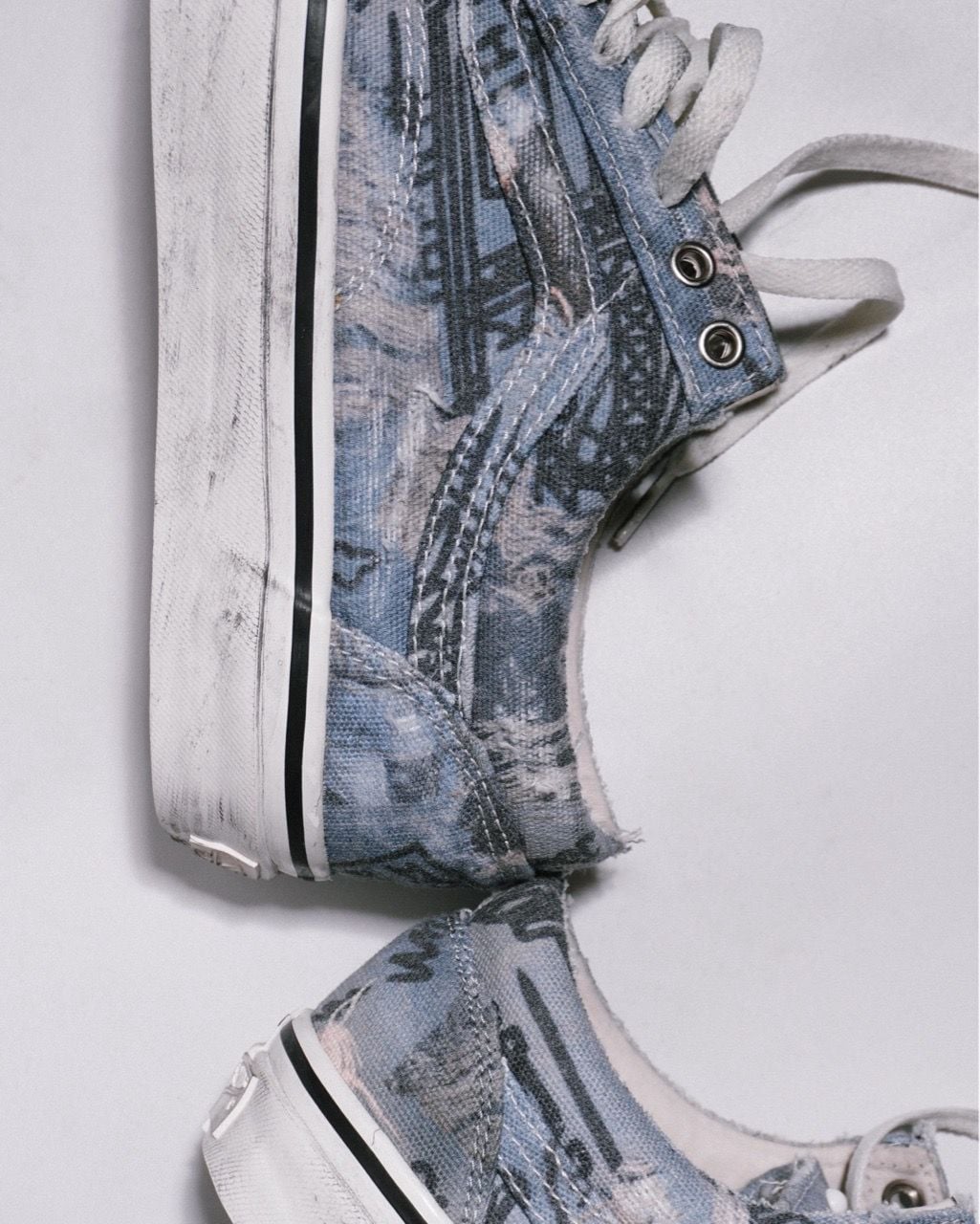 Shuttle " HOLLYWOOD SKETCH " Customized Edition - Whenever Atelier × Bigassteam
