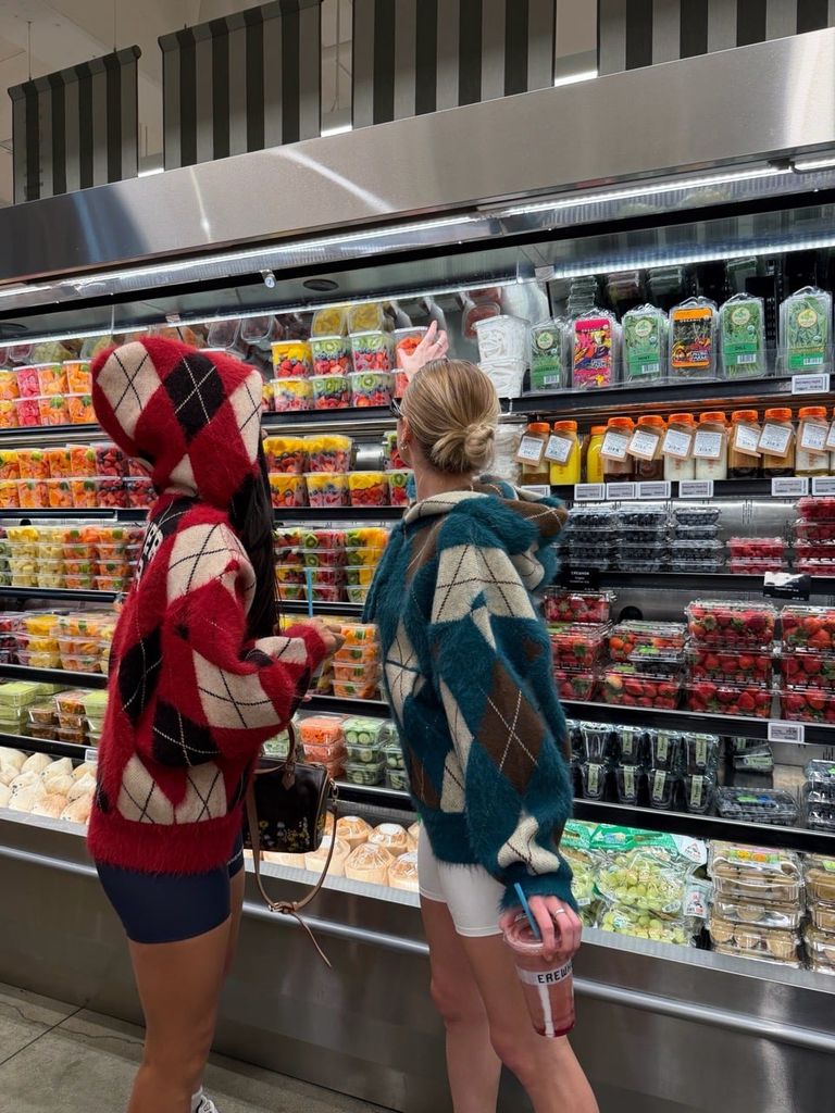 “WHENEVER” COZY PLAID KNIT HOODIE / RED