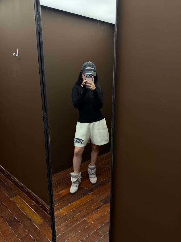 QUẦN DỆT KIM "WHENEVER" BASIC LOGO KNIT SHORTS / WHITE