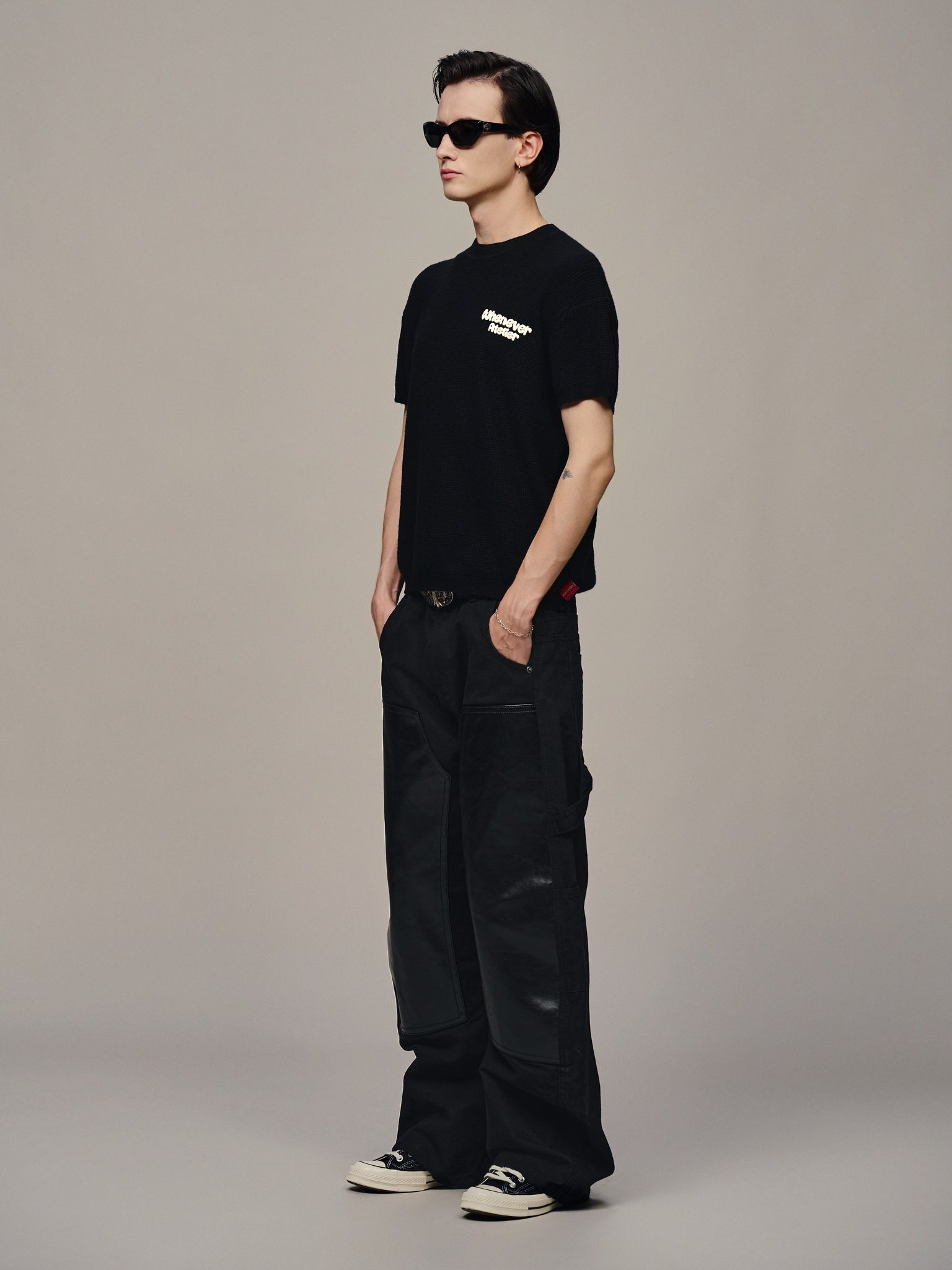 ÁO DỆT “WHENEVER” BASIC EMBOSSED LOGO WAFFLE T-SHIRT / BLACK