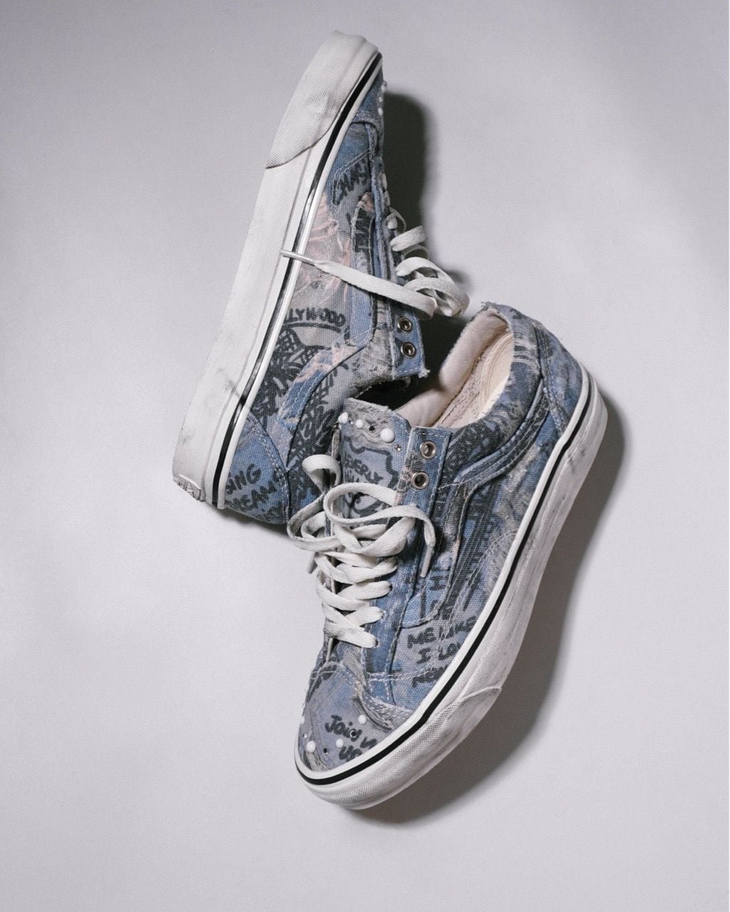 Shuttle " HOLLYWOOD SKETCH " Customized Edition - Whenever Atelier × Bigassteam