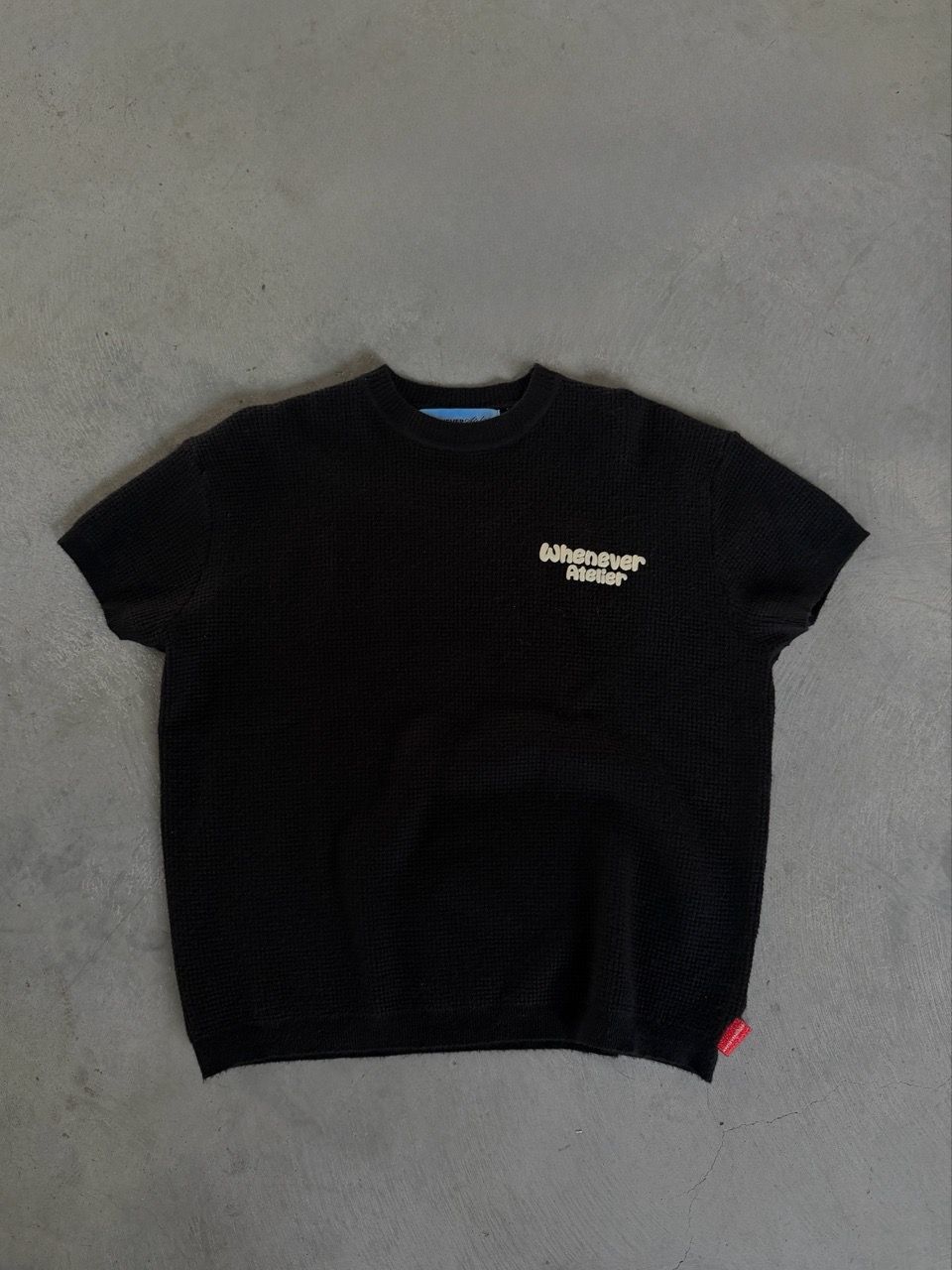 ÁO DỆT “WHENEVER” BASIC EMBOSSED LOGO WAFFLE T-SHIRT / BLACK