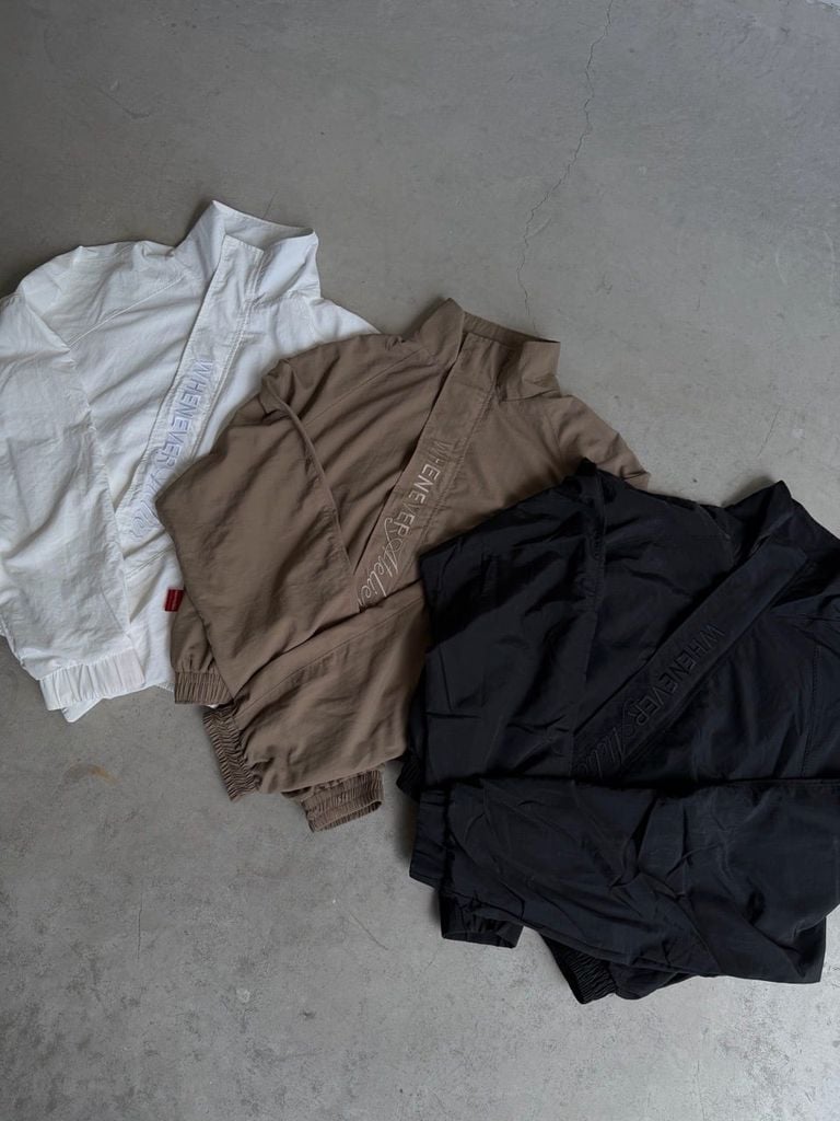 ÁO KHOÁC ''WHENEVER'' WINDBREAKER JACKET/ BEIGE