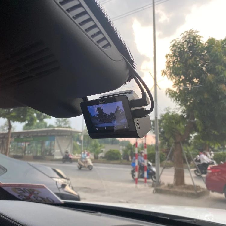 Camera hành trình 70 mai A810