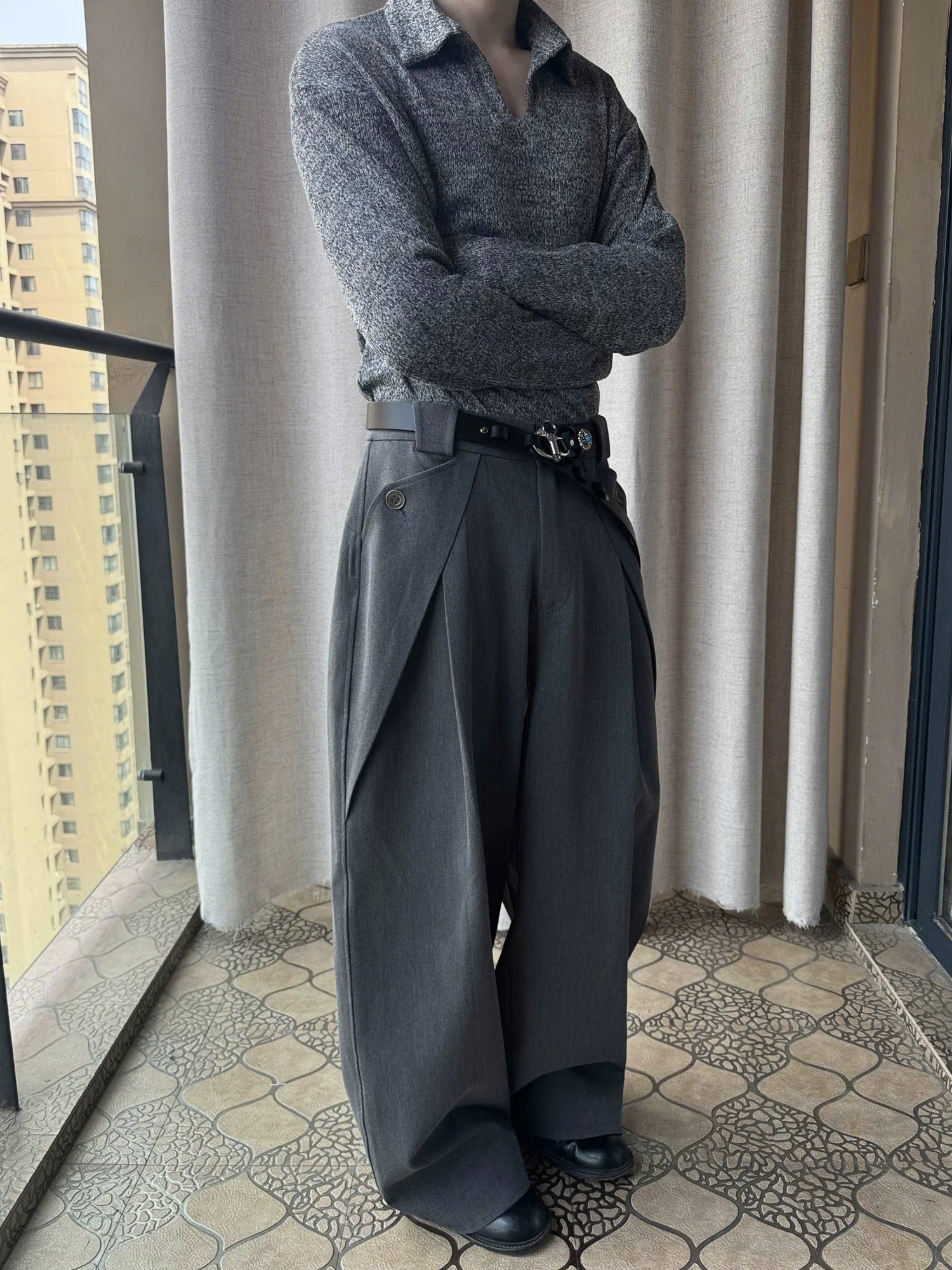 Sun Pleated Trousers – The Futurist Studio