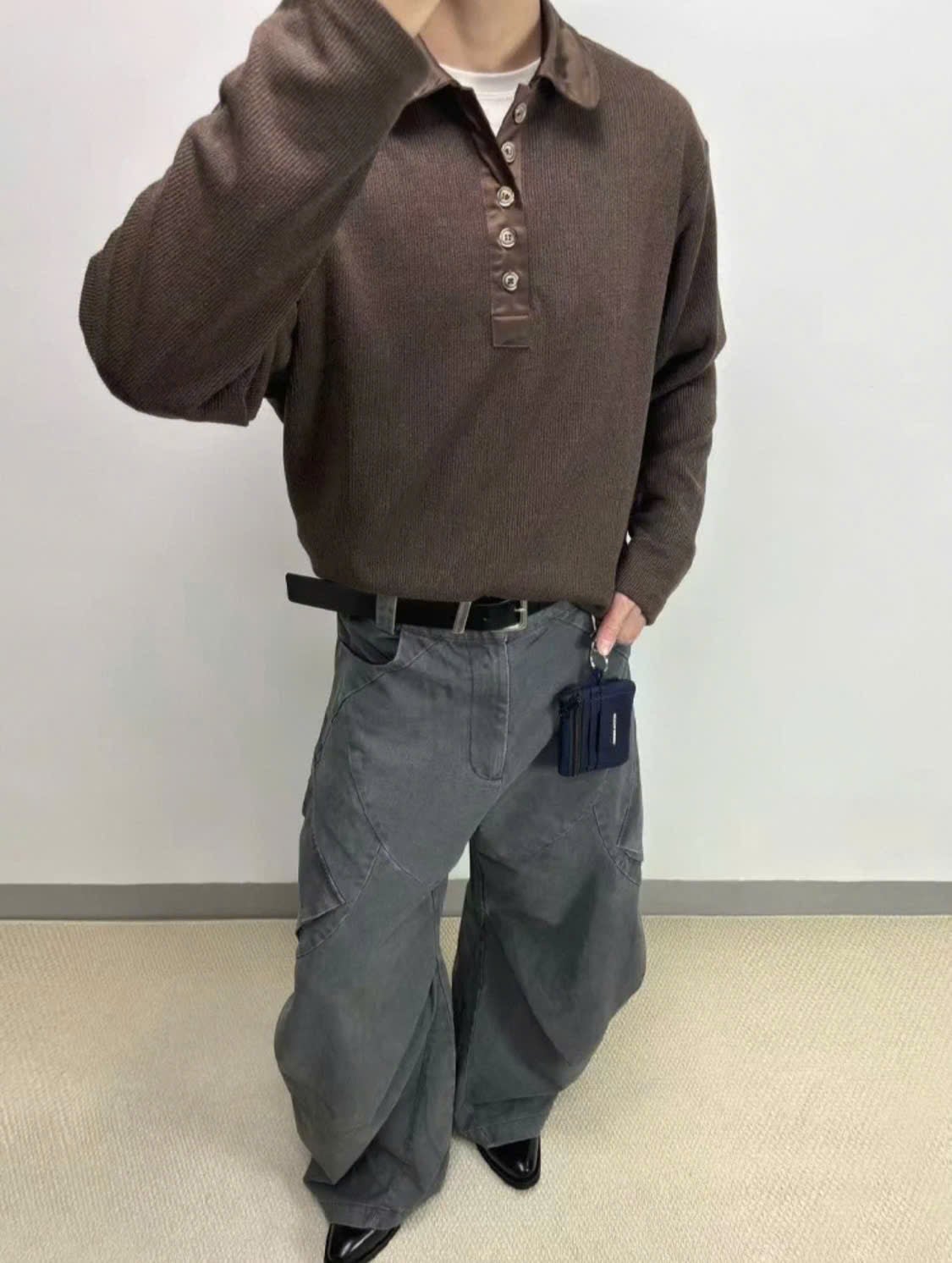  Brown Long Sleeved Collared Shirt 