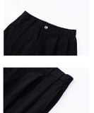  Striped Pleated Shorts 