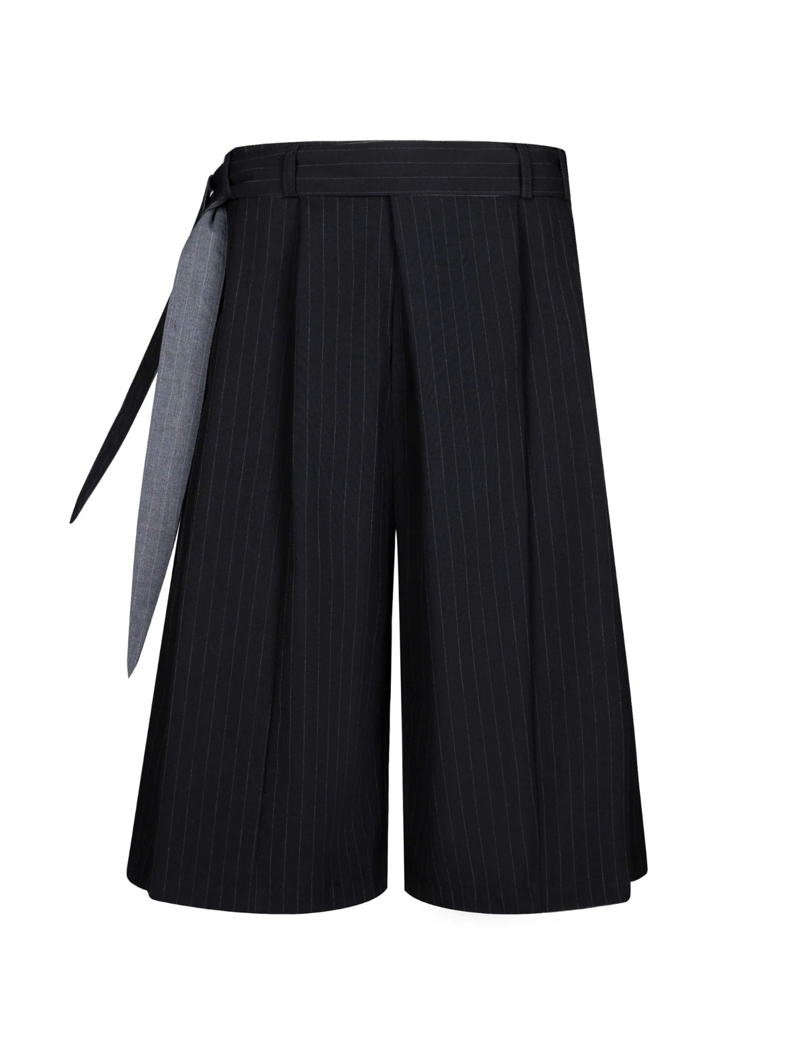  Striped Pleated Shorts 
