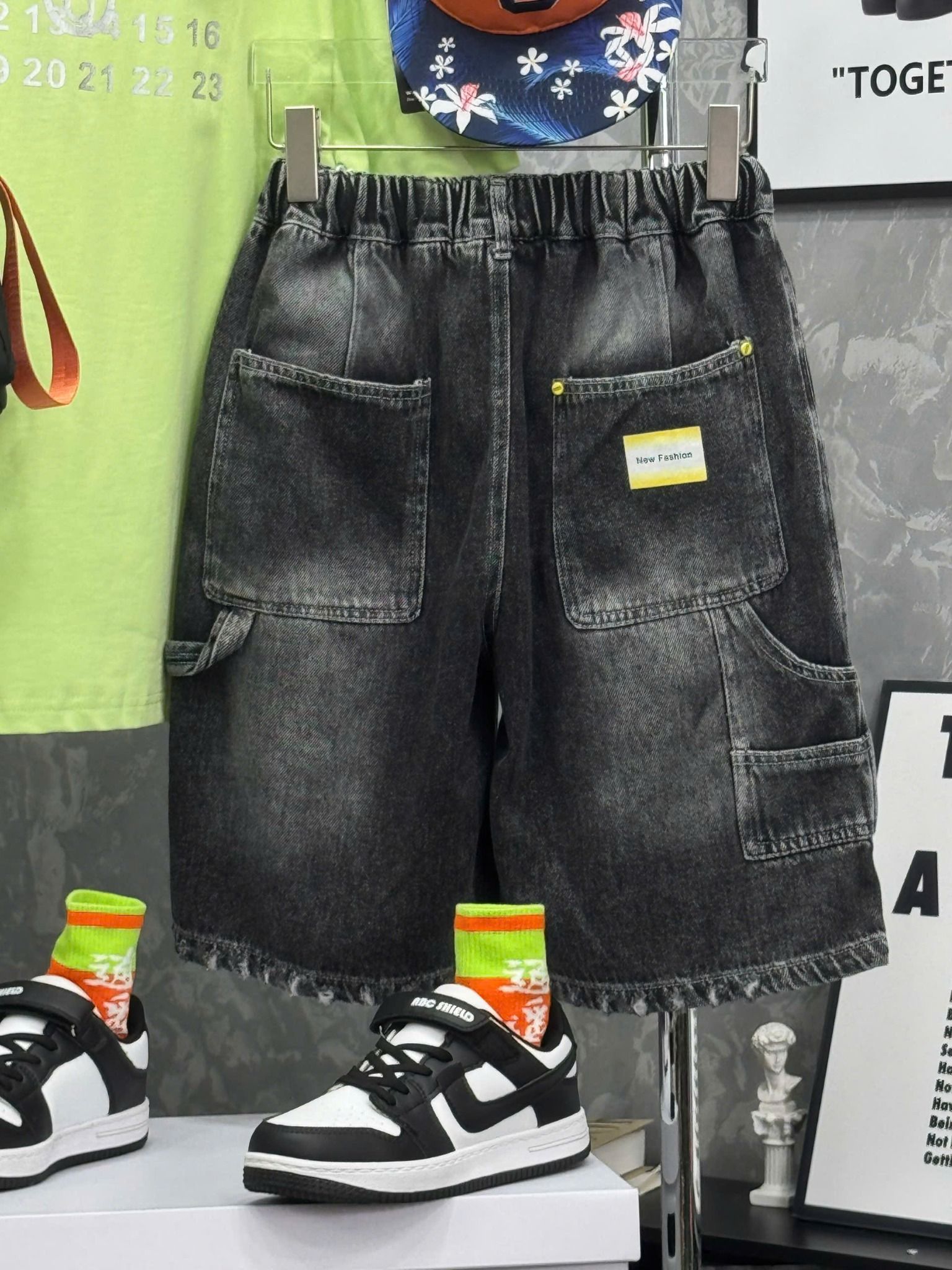 Quần bò ngắn rách Q41 - KZ5396