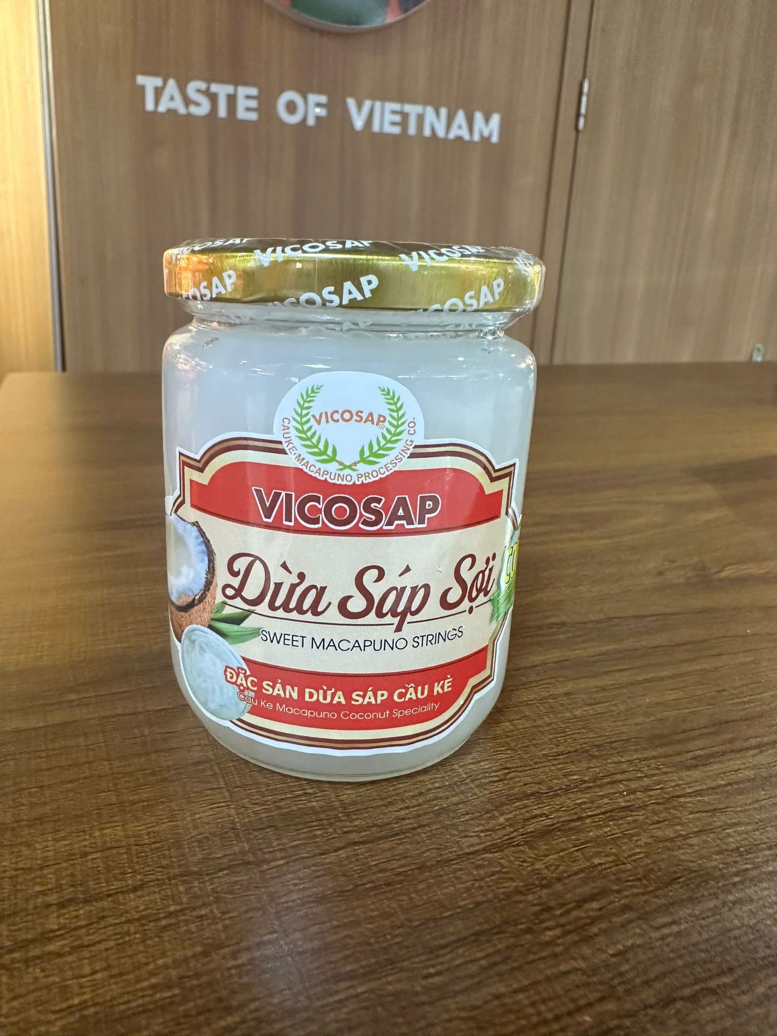  Cơm dừa sáp sợi 220ml 