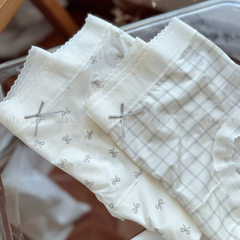 Set 5 quần lót trắng nữ tính, đóng hộp - MQ01