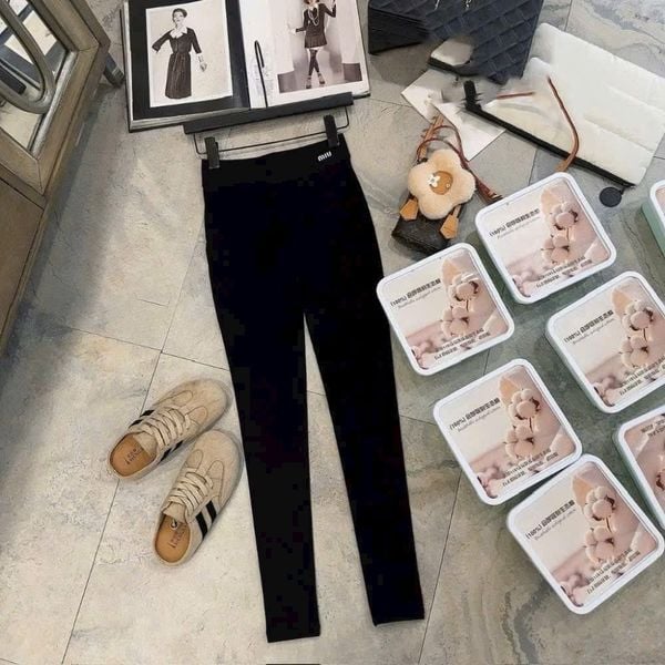 Quần Legging Nữ Miu Đen Basic lót nỉ ấm, co giãn 4 chiều - MQ08