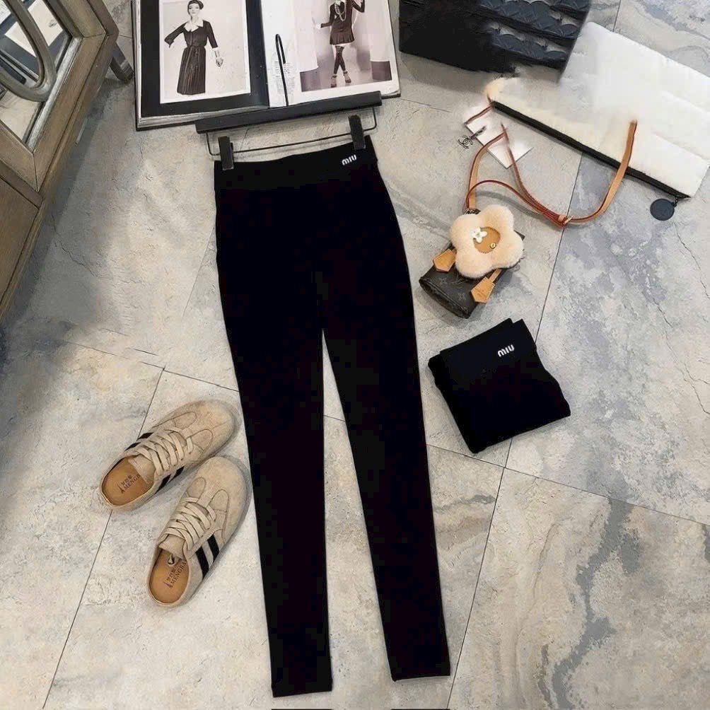 Quần Legging Nữ Miu Đen Basic lót nỉ ấm, co giãn 4 chiều - MQ08