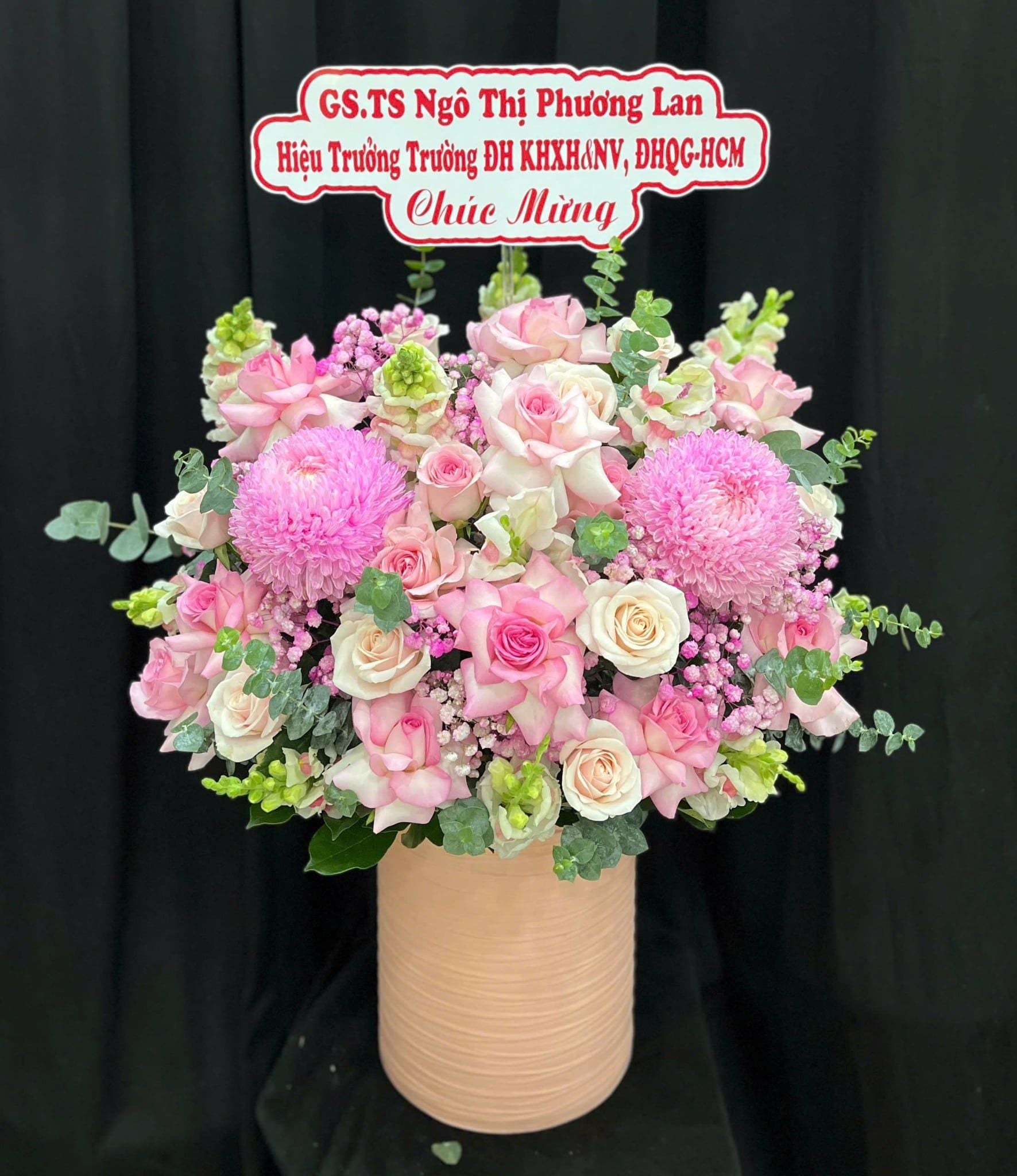  Hoa Cắm Hộp Khúc Ca Dịu Dàng - HCH148 