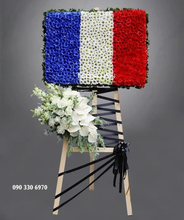  Vòng Hoa Tưởng Niệm - A112 