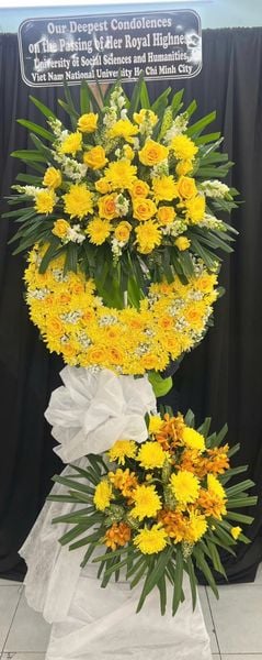 Vòng Hoa Chia Buồn Ánh Dương Tiễn Biệt - HTL61
