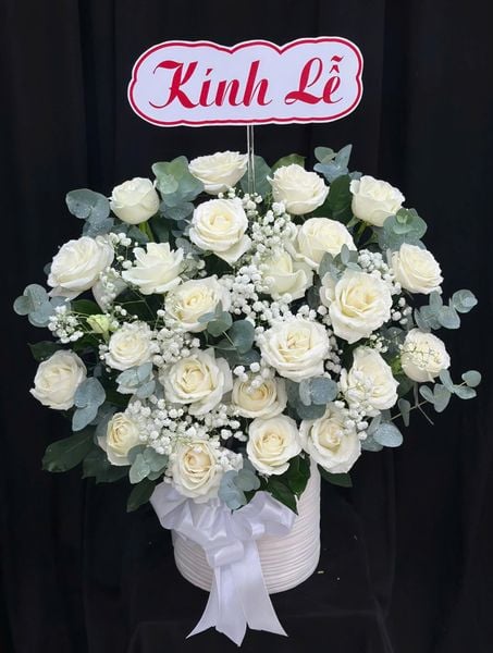 Hoa Cắm Hộp Thuần Khiết Và Tinh Tế - HTL60