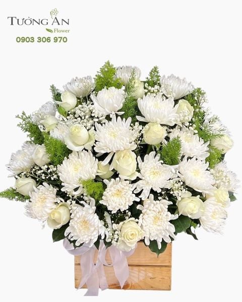 Giỏ Hoa Bạch Tâm Tưởng Niệm - GH30