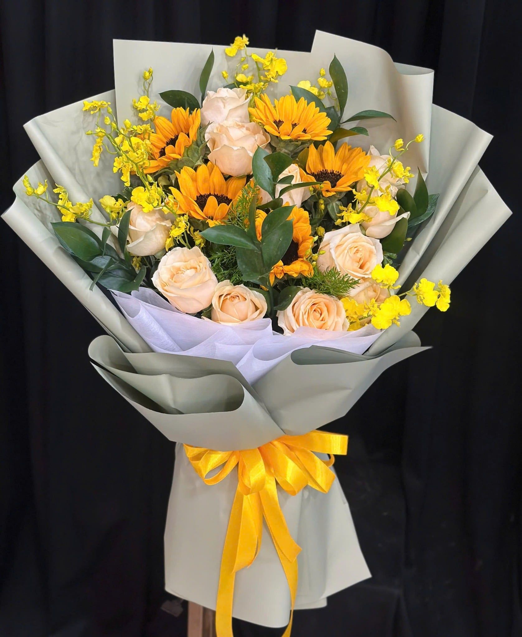  Bó Hoa Nắng Mai Rạng Rỡ - HBD69 